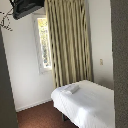 Hermus Centre Vila فندق انكامب