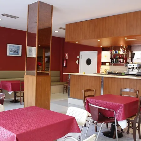 Hermus Centre Vila 2*