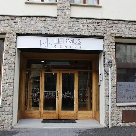 Hermus Centre Vila 2*