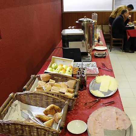 فندق Hermus Centre Vila 2*