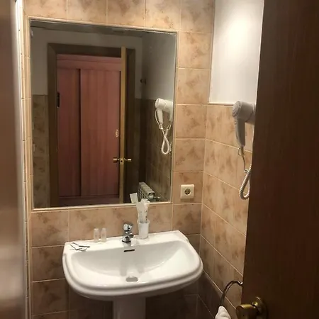 فندق Hermus Centre Vila